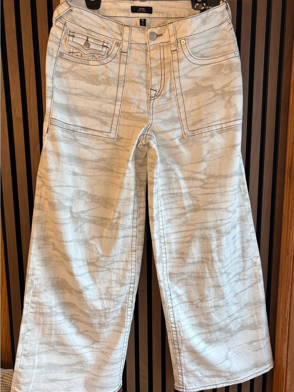 NWT-True Religion Jessie Baggy Flap Big T Jeans SZ 29
